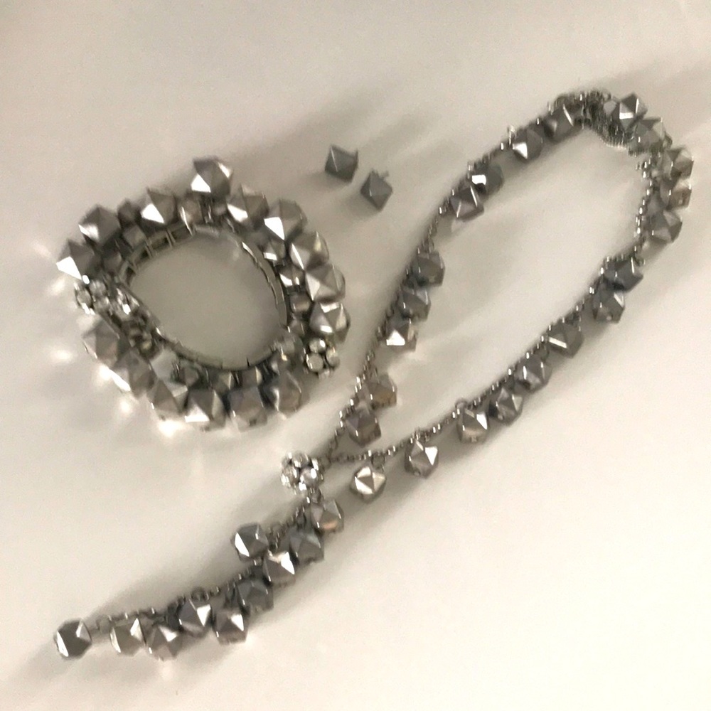 Modern elegant costume jewelry set